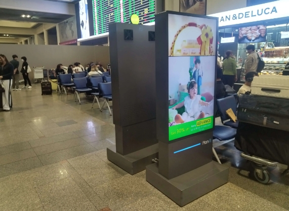 Floor Standing Digital Signage Displays: 5 Game-Changing Ways to Boost Sales & Customer Engagement
