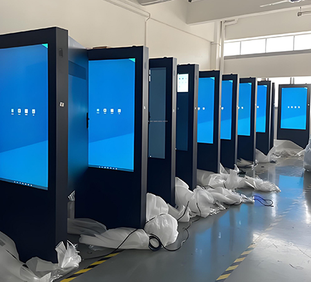 outdoor waterproof digital advertising displays manufacturer_db315bea-6bc6-4ae1-bbd8-40d40804b4b5.jpg