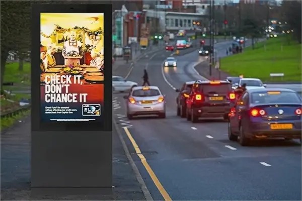 Outdoor Advertising Display 222.jpg